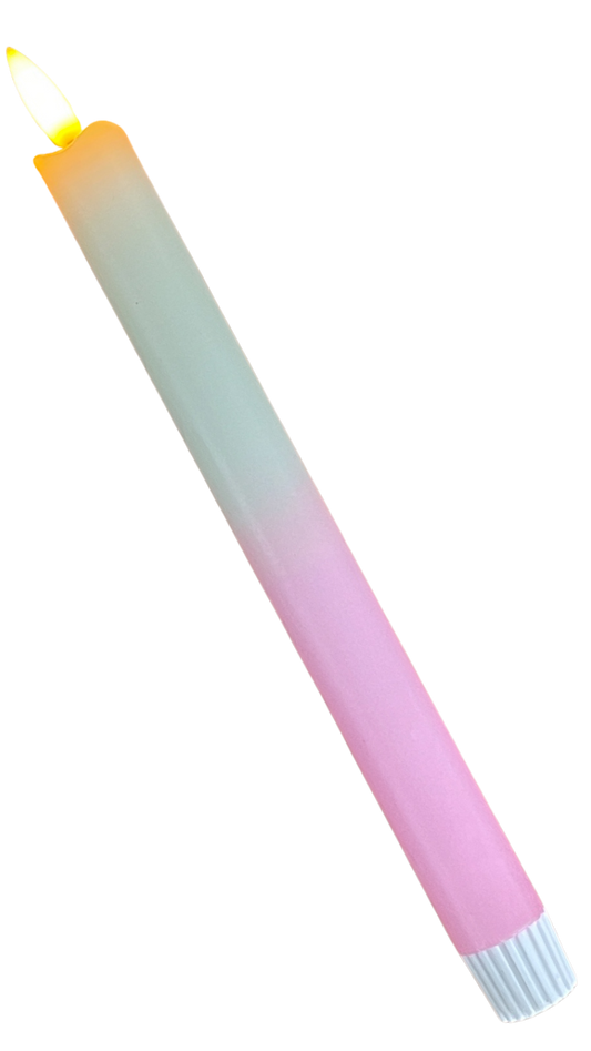 LED-kaars in pastel geel en roze met timerfunctie, sfeervolle kaars op batterij voor een veilig en warm interieur.
