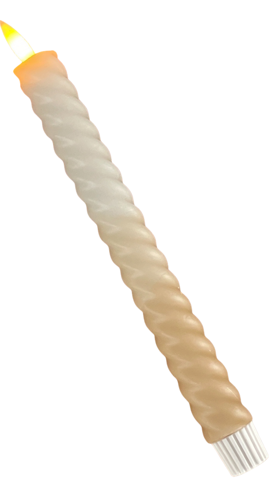 Beige LED-kaars swirl met timerfunctie, sfeervolle kaars op batterij voor een veilig en stijlvol interieur.
