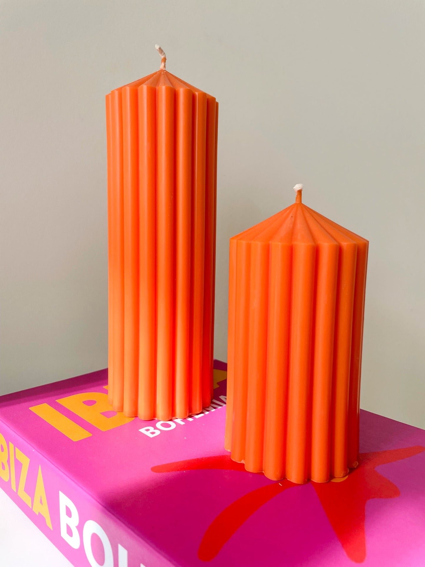 Sierkaars | geribbelde pijlerkaars (groot)